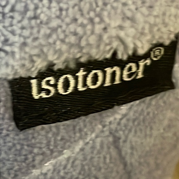 New Without Tags~Woman’s Lavender Isotoner Size 9.5~10 Fits More For 8.5~9.0 - Picture 2 of 10